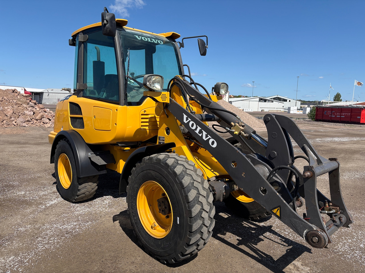 Volvo L25F - اللودر بعجل: صور 1 Volvo L25F - اللودر بعجل: صور 1