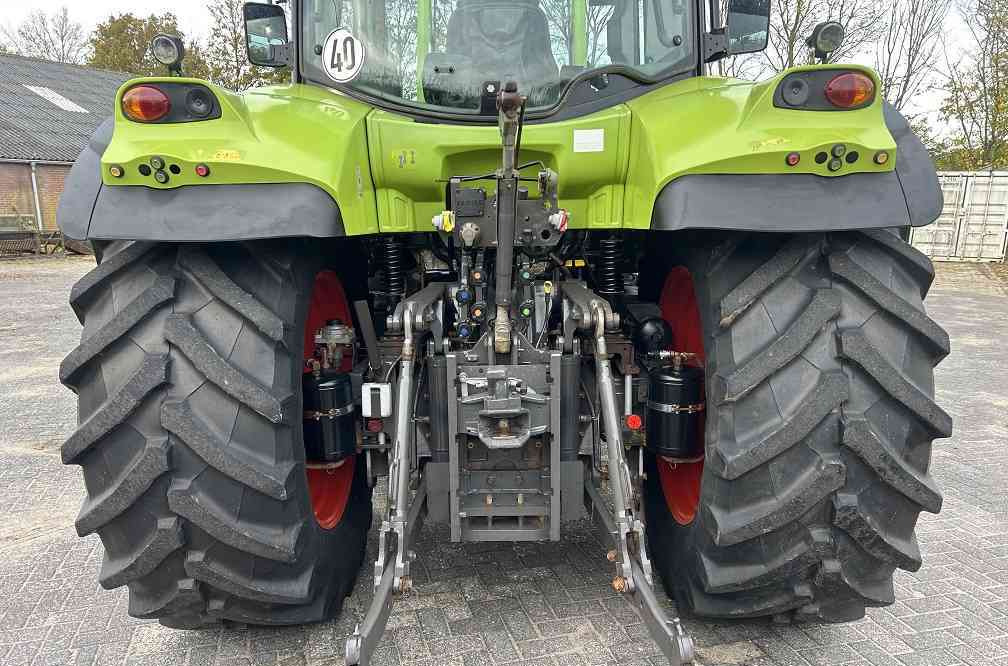 Claas Arion 640 cis, lucht, frontlader - جرار: صور 3 Claas Arion 640 cis, lucht, frontlader - جرار: صور 3