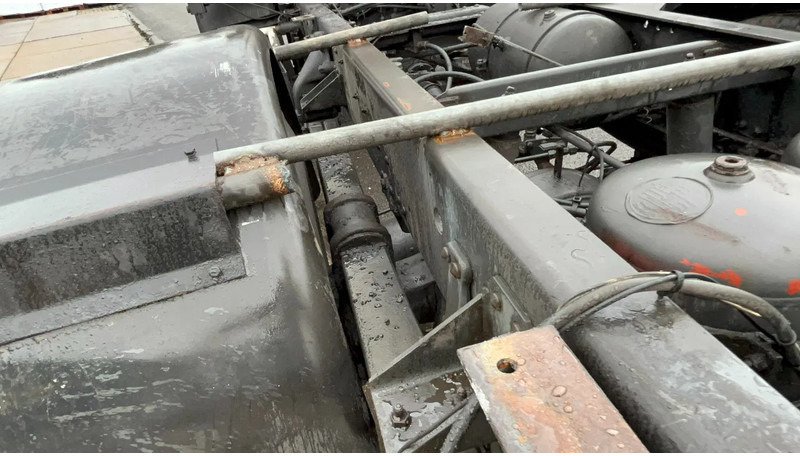 شاحنة جرار DAF 2500 Daf 2500 TI chassis: صور 9