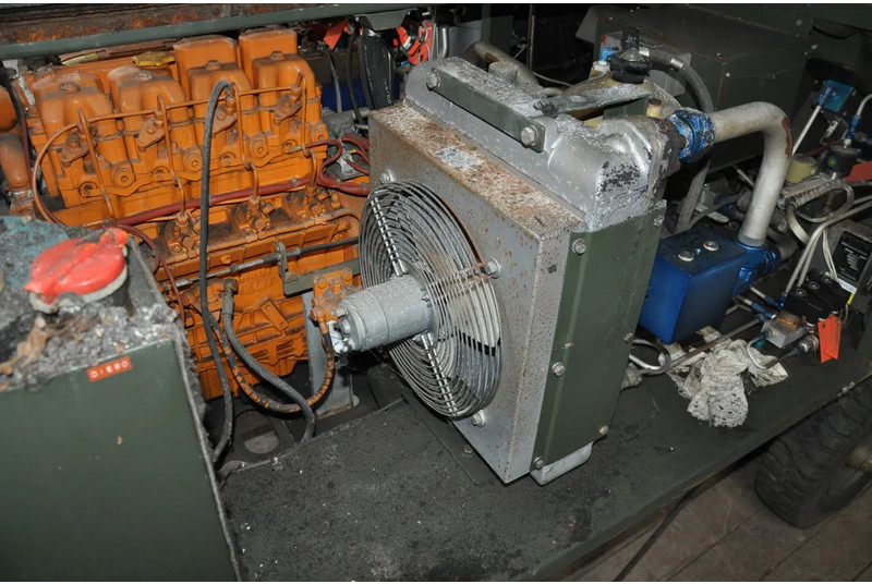 Diversen hydraulische generator Aermacchi H25DB - علم السوائل المتحركة: صور 5 Diversen hydraulische generator Aermacchi H25DB - علم السوائل المتحركة: صور 5