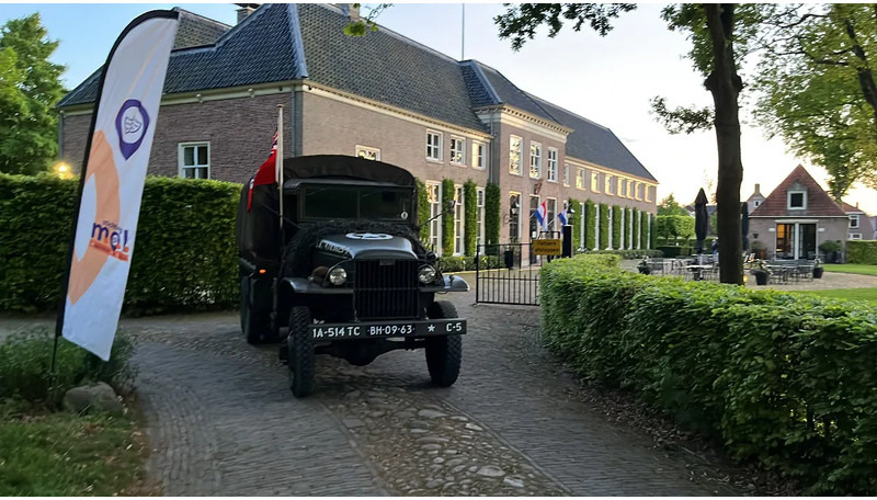 بصندوق مغلق شاحنة GMC CCKW 353 CCKW 353 Banjo axle GMC CCKW 353 Banjo axle: صور 7