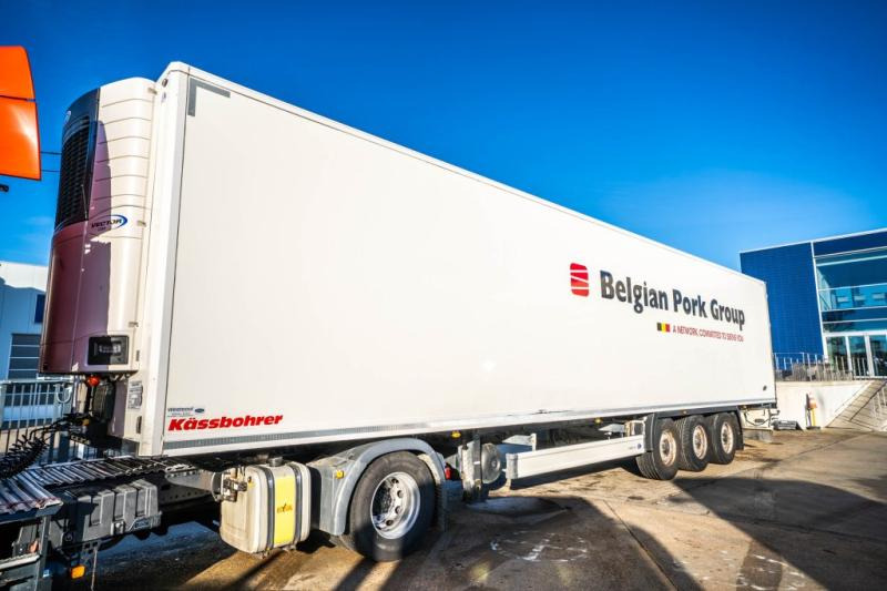 KAESSBOHRER Kässbohrer +CARRIER 1350 - نصف مقطورة: صور 1 KAESSBOHRER Kässbohrer +CARRIER 1350 - نصف مقطورة: صور 1