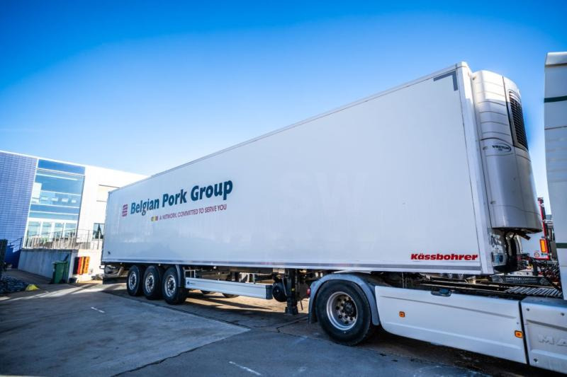 نصف مقطورة KAESSBOHRER Kässbohrer +CARRIER 1350: صور 7 نصف مقطورة KAESSBOHRER Kässbohrer +CARRIER 1350: صور 7