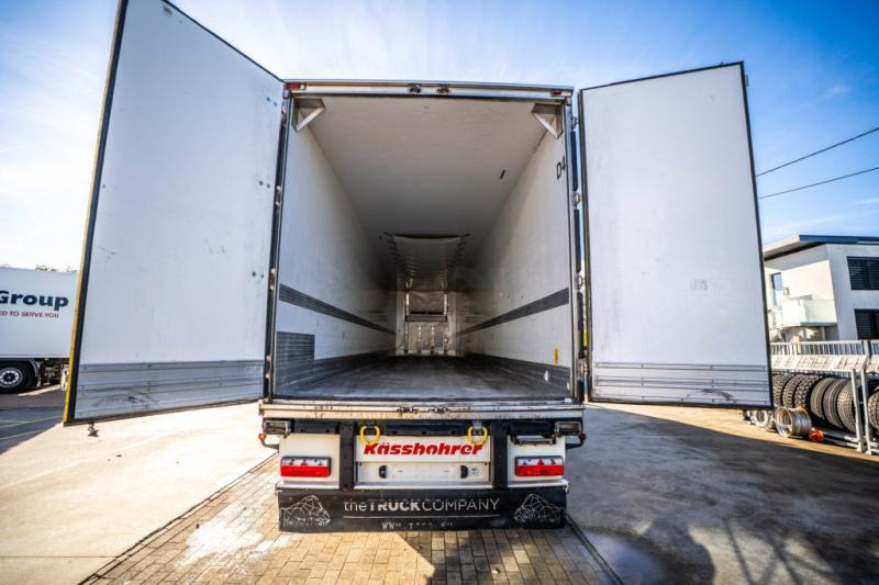 نصف مقطورة KAESSBOHRER Kässbohrer +CARRIER 1350: صور 9 نصف مقطورة KAESSBOHRER Kässbohrer +CARRIER 1350: صور 9