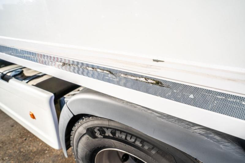 نصف مقطورة KAESSBOHRER Kässbohrer +CARRIER 1350: صور 8 نصف مقطورة KAESSBOHRER Kässbohrer +CARRIER 1350: صور 8