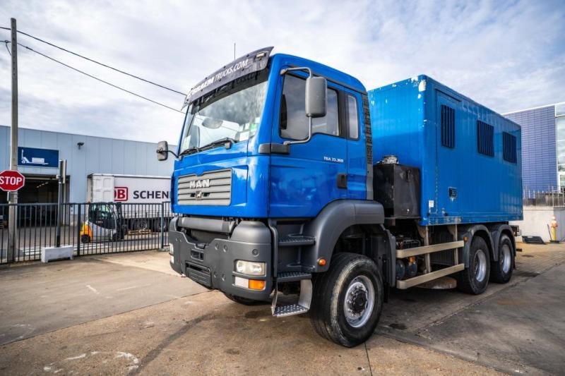 MAN TGA 33.363 FDAK- 6x6 + LABO - بصندوق مغلق شاحنة: صور 1 MAN TGA 33.363 FDAK- 6x6 + LABO - بصندوق مغلق شاحنة: صور 1