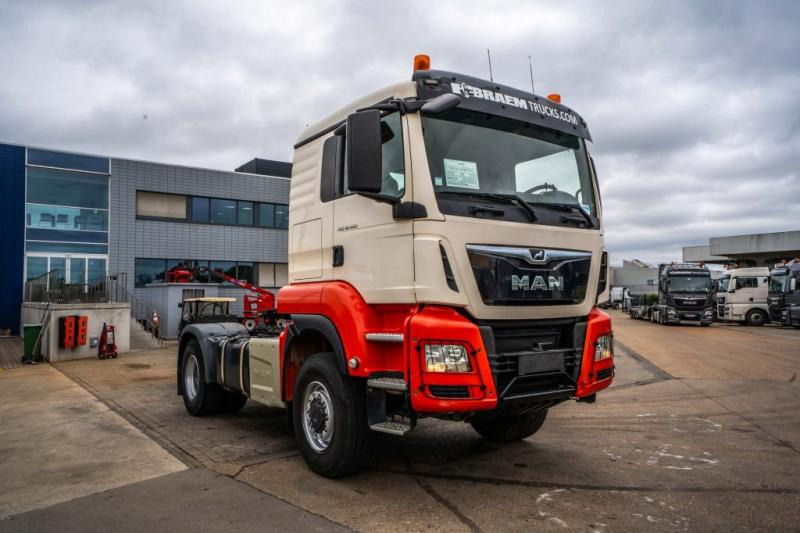 MAN TGS 18.460 BLS 4X4 +KIPHYDR.+ADR (met Cardan) - شاحنة جرار: صور 2 MAN TGS 18.460 BLS 4X4 +KIPHYDR.+ADR (met Cardan) - شاحنة جرار: صور 2