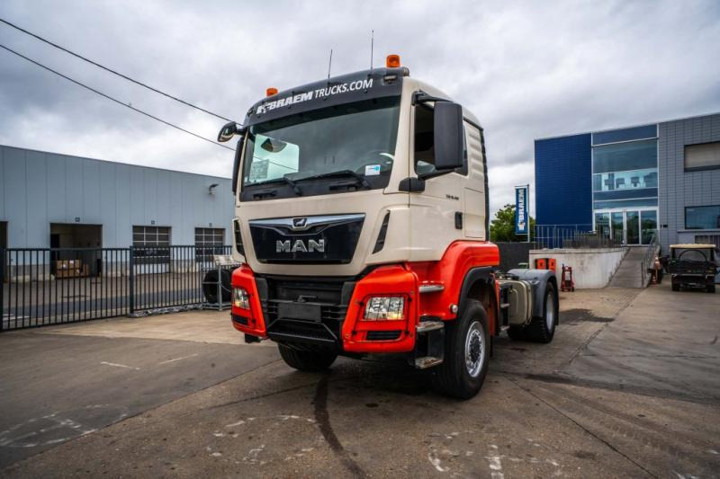 MAN TGS 18.460 BLS 4X4 +KIPHYDR.+ADR (met Cardan) - شاحنة جرار: صور 1 MAN TGS 18.460 BLS 4X4 +KIPHYDR.+ADR (met Cardan) - شاحنة جرار: صور 1