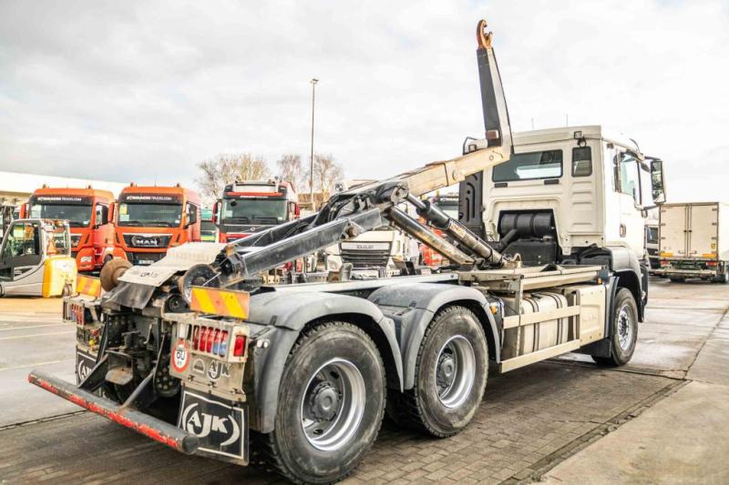 MAN TGS 33.470 BL -6X4 - شاحنة ذات الخطاف: صور 5 MAN TGS 33.470 BL -6X4 - شاحنة ذات الخطاف: صور 5
