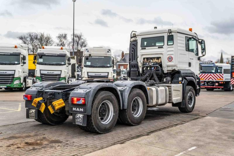 MAN TGS 33.500 BLS+BIG AXLES+KIPHYDR. - شاحنة جرار: صور 4 MAN TGS 33.500 BLS+BIG AXLES+KIPHYDR. - شاحنة جرار: صور 4