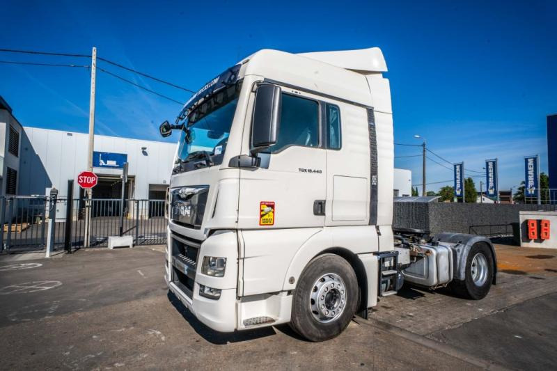شاحنة جرار MAN TGX 18.440 + VOITH: صور 1