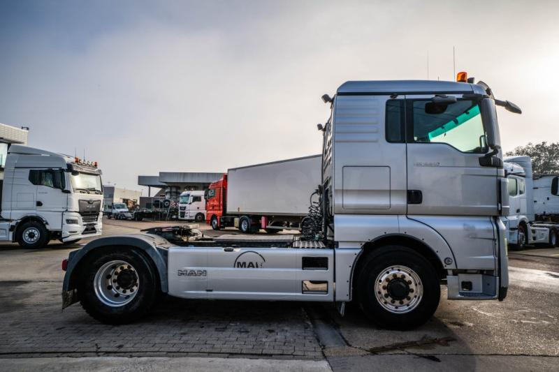 MAN TGX 18.540 XL BLS - 4X4H + KIPHYDR. - شاحنة جرار: صور 3 MAN TGX 18.540 XL BLS - 4X4H + KIPHYDR. - شاحنة جرار: صور 3