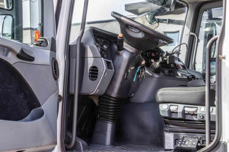 Mercedes ACTROS 2544-MP3+MAGYAR-INOX-18.200L+6COMP - شاحنة صهريج: صور 5 Mercedes ACTROS 2544-MP3+MAGYAR-INOX-18.200L+6COMP - شاحنة صهريج: صور 5