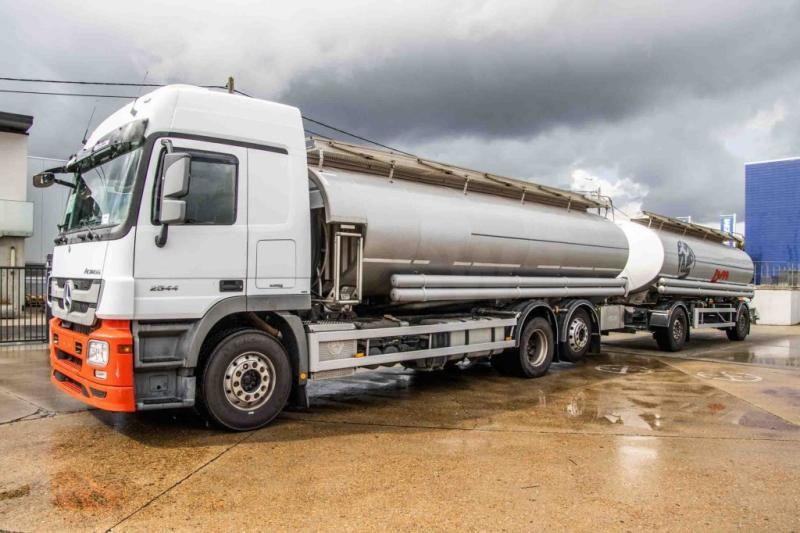 Mercedes ACTROS 2544-MP3+MAGYAR INOX18.200L+17.700L/2X6COMP - شاحنة صهريج: صور 1 Mercedes ACTROS 2544-MP3+MAGYAR INOX18.200L+17.700L/2X6COMP - شاحنة صهريج: صور 1