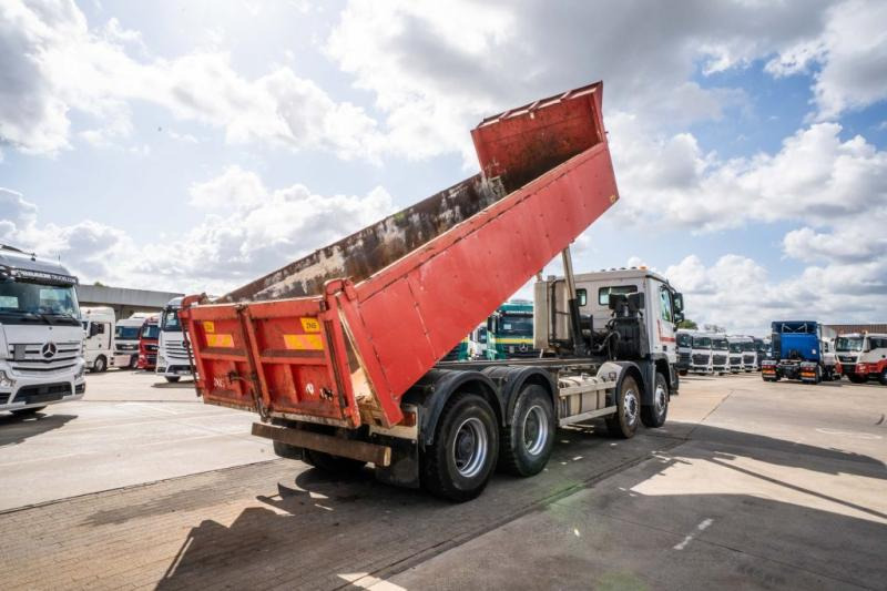 Mercedes ACTROS 3241 K -MP3-E5 - قلابات: صور 4 Mercedes ACTROS 3241 K -MP3-E5 - قلابات: صور 4