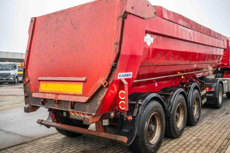 ROBUSTE-KAISER KIPPER - HYRD. DEUR-30m3 - قلابة نصف مقطورة: صور 3 ROBUSTE-KAISER KIPPER - HYRD. DEUR-30m3 - قلابة نصف مقطورة: صور 3