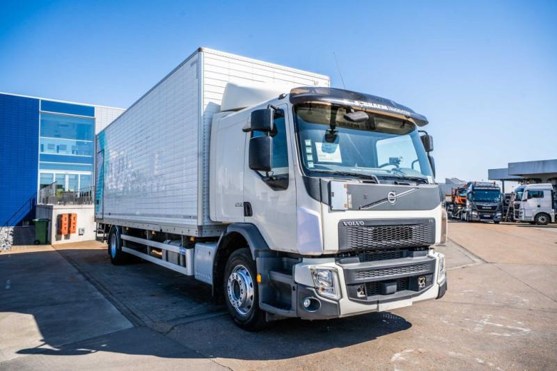 Volvo FE 250 (19T)+DHOLLANDIA 2 T. - بصندوق مغلق شاحنة: صور 2 Volvo FE 250 (19T)+DHOLLANDIA 2 T. - بصندوق مغلق شاحنة: صور 2