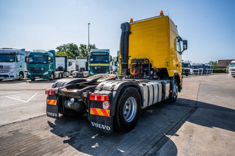 Volvo FH 400+E5+HYDR. - شاحنة جرار: صور 4 Volvo FH 400+E5+HYDR. - شاحنة جرار: صور 4