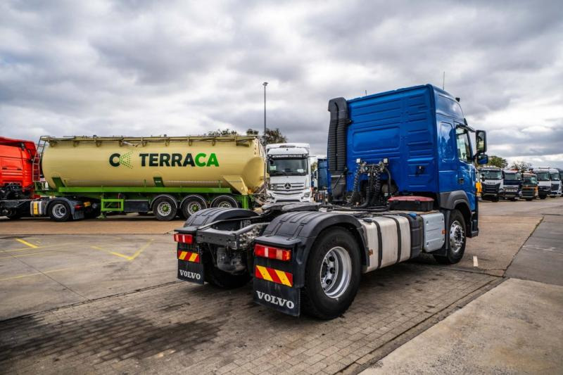 Volvo FM 420 + KIPHYDR. - شاحنة جرار: صور 4 Volvo FM 420 + KIPHYDR. - شاحنة جرار: صور 4