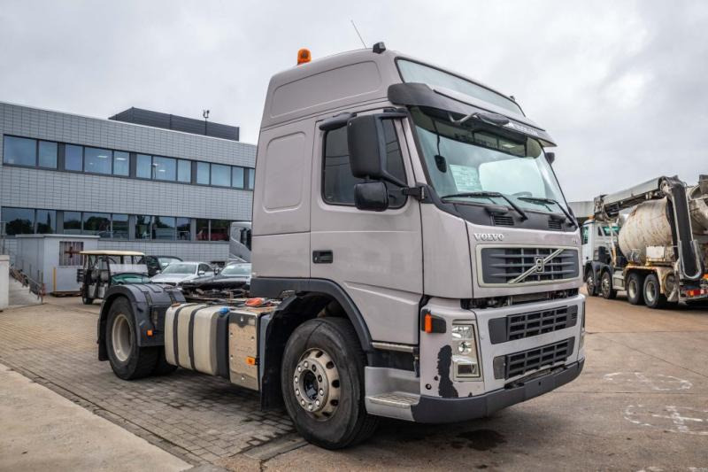 Volvo FM(FH) 420 GLOBE+KIPHYDR. - شاحنة جرار: صور 2 Volvo FM(FH) 420 GLOBE+KIPHYDR. - شاحنة جرار: صور 2