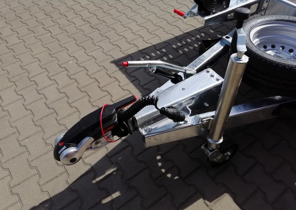 Besttrailers WARIOR (Mars) - شاحنة نقل سيارات مقطورة: صور 2 Besttrailers WARIOR (Mars) - شاحنة نقل سيارات مقطورة: صور 2