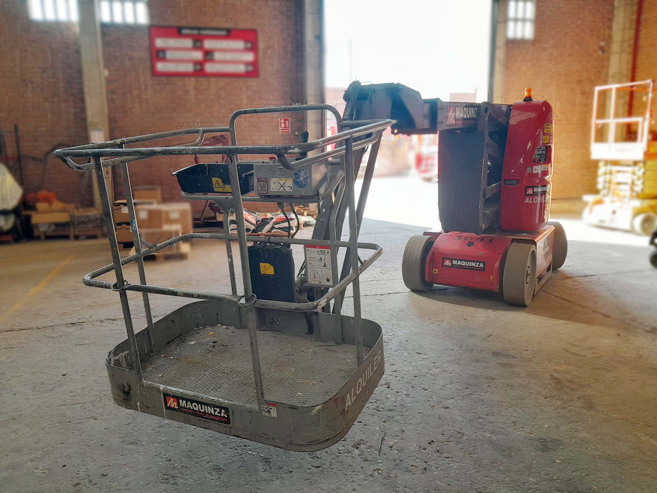 MANITOU 120AETJ C - رافعات سلة مفصلية: صور 3 MANITOU 120AETJ C - رافعات سلة مفصلية: صور 3