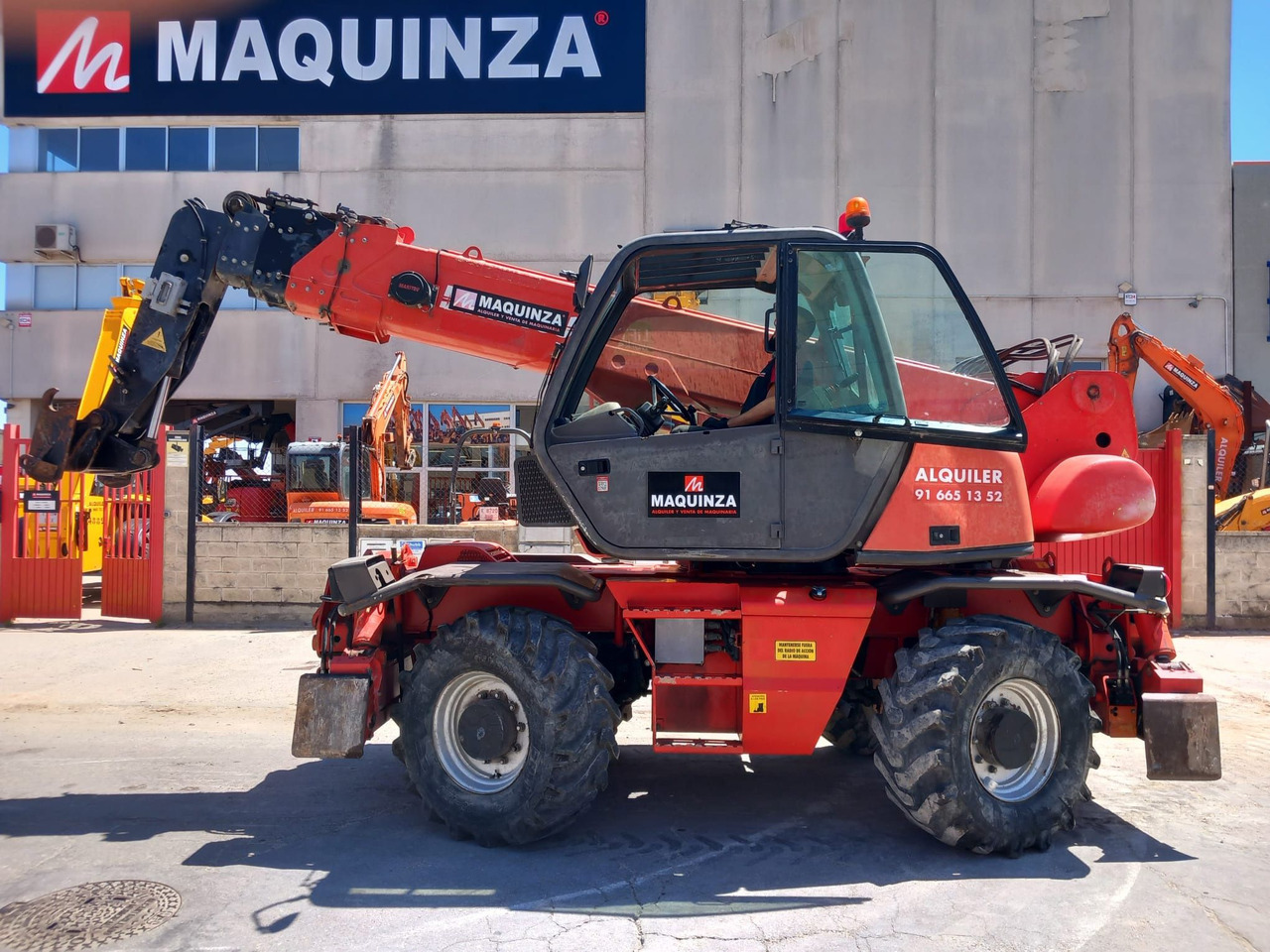 MANITOU MRT1742 - رافعة تلسكوبية: صور 4 MANITOU MRT1742 - رافعة تلسكوبية: صور 4