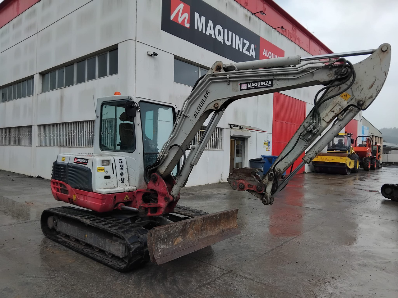 TAKEUCHI TB250 - حفارة مصغرة: صور 5 TAKEUCHI TB250 - حفارة مصغرة: صور 5