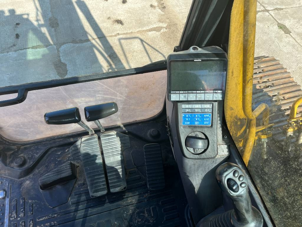 Komatsu PC 210 LC-8 - حفارات زحافة: صور 5 Komatsu PC 210 LC-8 - حفارات زحافة: صور 5