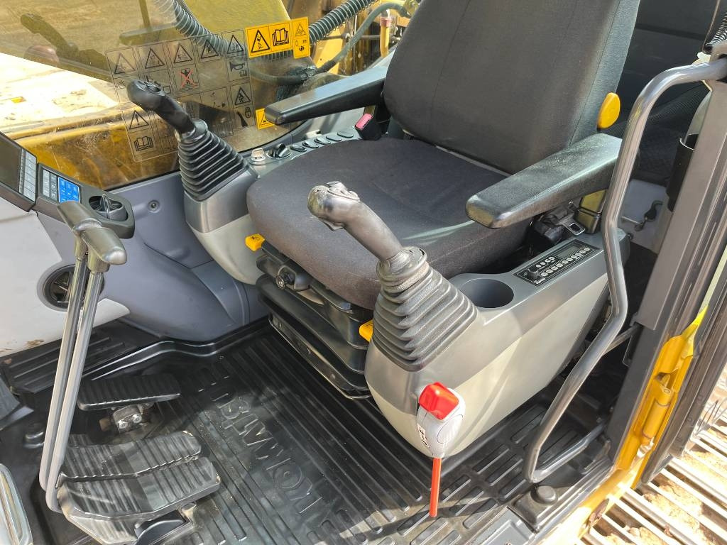 Komatsu PC 210 LC-8 - حفارات زحافة: صور 5 Komatsu PC 210 LC-8 - حفارات زحافة: صور 5