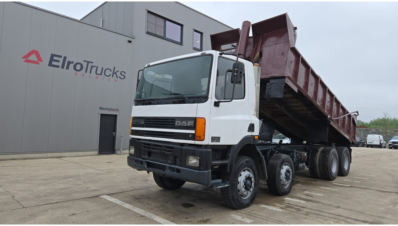 DAF 85 CF 340 (EURO 2 / MANUAL PUMP / STEEL SUSP. / POSSIBLE AS CHASSIS / 8X4) - قلابات: صور 1 DAF 85 CF 340 (EURO 2 / MANUAL PUMP / STEEL SUSP. / POSSIBLE AS CHASSIS / 8X4) - قلابات: صور 1