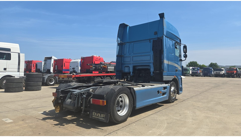 DAF XF 105.460 (BOITE MANUELLE / MANUAL GEARBOX / PARFAIT ETAT / TRES PROPRE) - شاحنة جرار: صور 5 DAF XF 105.460 (BOITE MANUELLE / MANUAL GEARBOX / PARFAIT ETAT / TRES PROPRE) - شاحنة جرار: صور 5