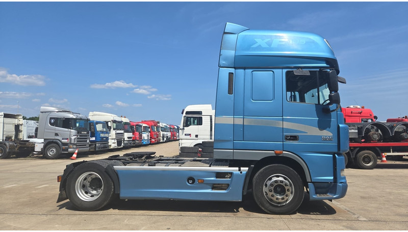 DAF XF 105.460 (BOITE MANUELLE / MANUAL GEARBOX / PARFAIT ETAT / TRES PROPRE) - شاحنة جرار: صور 4 DAF XF 105.460 (BOITE MANUELLE / MANUAL GEARBOX / PARFAIT ETAT / TRES PROPRE) - شاحنة جرار: صور 4