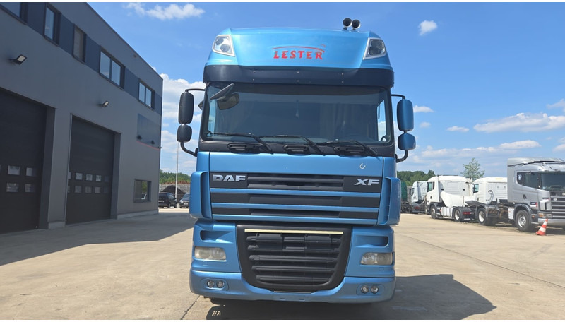 DAF XF 105.460 (BOITE MANUELLE / MANUAL GEARBOX / PARFAIT ETAT / TRES PROPRE) - شاحنة جرار: صور 2 DAF XF 105.460 (BOITE MANUELLE / MANUAL GEARBOX / PARFAIT ETAT / TRES PROPRE) - شاحنة جرار: صور 2