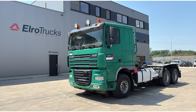 DAF XF 105.510 (6X4 / BIG AXLE / GRAND PONT / 2 PONTS / TRES PROPRE / CLEAN CONDITION) - شاحنة جرار: صور 1 DAF XF 105.510 (6X4 / BIG AXLE / GRAND PONT / 2 PONTS / TRES PROPRE / CLEAN CONDITION) - شاحنة جرار: صور 1