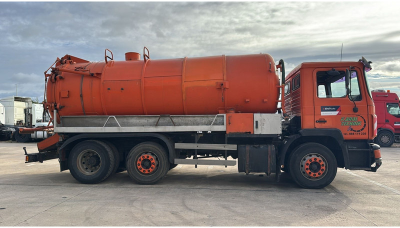 MAN 25.272 (MANUAL PUMP / POMPE MANUELLE / 15000 L) - فراغ شاحنة: صور 3 MAN 25.272 (MANUAL PUMP / POMPE MANUELLE / 15000 L) - فراغ شاحنة: صور 3
