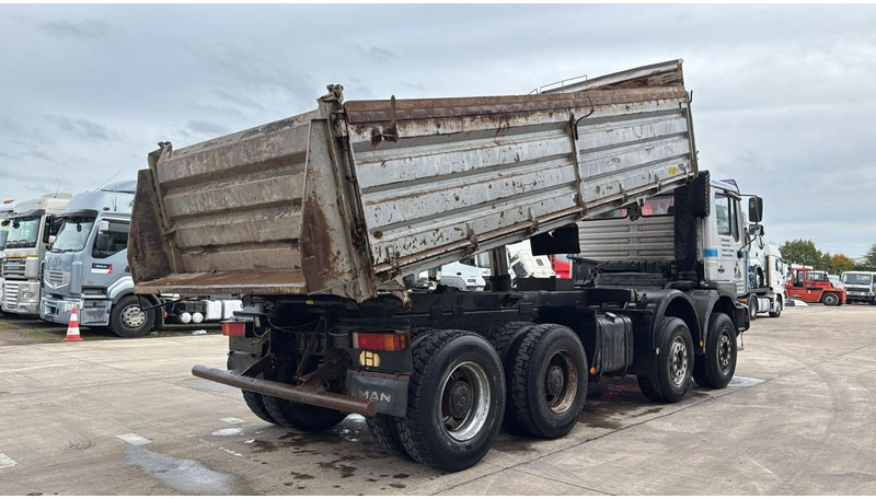 MAN 41.414 (6 CYLINDER / STEEL SUSP. / LAMES / BIG AXLE / GRAND PONT) - قلابات: صور 4 MAN 41.414 (6 CYLINDER / STEEL SUSP. / LAMES / BIG AXLE / GRAND PONT) - قلابات: صور 4