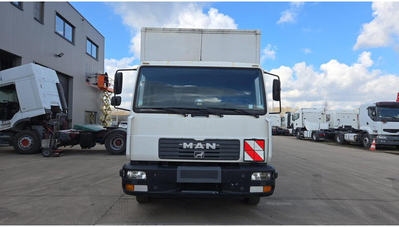 MAN TGL 8.180 (MANUAL GEARBOX / BELGIAN TRUCK / STEEL SUSPENSION) - بصندوق مغلق شاحنة: صور 4 MAN TGL 8.180 (MANUAL GEARBOX / BELGIAN TRUCK / STEEL SUSPENSION) - بصندوق مغلق شاحنة: صور 4