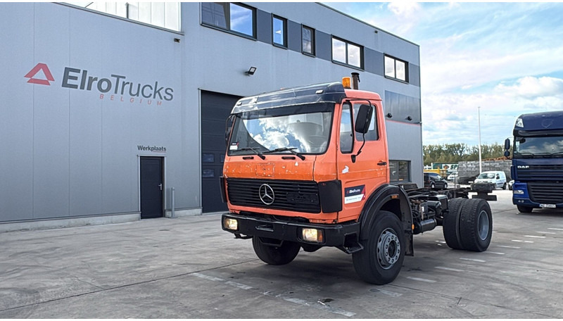 Mercedes-Benz SK 1622 (4X4 / LAMES / GRAND PONT / V6 / BIG AXLE / POMPE MANUELLE) - الشاسيه شاحنة: صور 1 Mercedes-Benz SK 1622 (4X4 / LAMES / GRAND PONT / V6 / BIG AXLE / POMPE MANUELLE) - الشاسيه شاحنة: صور 1