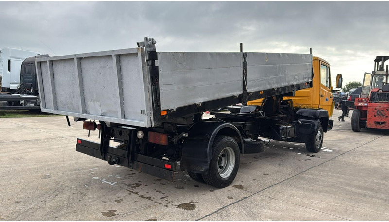 Mercedes-Benz SK 814 (MANUAL PUMP / POMPE MANUELLE / LAMES) - قلابات: صور 4 Mercedes-Benz SK 814 (MANUAL PUMP / POMPE MANUELLE / LAMES) - قلابات: صور 4