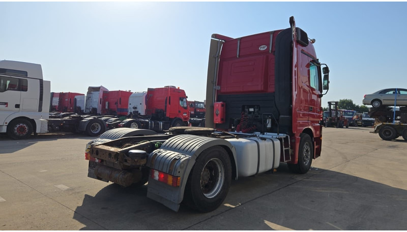 Mercedes-Benz actros 1844 (PARFAIT ETAT / PROPRE / AIRCO / MP2 / V6) - شاحنة جرار: صور 5 Mercedes-Benz actros 1844 (PARFAIT ETAT / PROPRE / AIRCO / MP2 / V6) - شاحنة جرار: صور 5