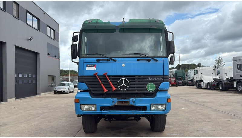 Mercedes-Benz actros 3340 (6X6 / BOITE MANUELLE /MANUAL GEARBOX / 3 PONTS / V6 / MP1) - قلابات: صور 2 Mercedes-Benz actros 3340 (6X6 / BOITE MANUELLE /MANUAL GEARBOX / 3 PONTS / V6 / MP1) - قلابات: صور 2