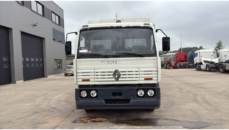Renault G 230 Manager (POMPE MANUELLE / LAMES / STEEL SUSP. / MANUAL PUMP) - قلابات: صور 2 Renault G 230 Manager (POMPE MANUELLE / LAMES / STEEL SUSP. / MANUAL PUMP) - قلابات: صور 2