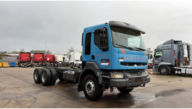 Renault KERAX 420 (LAMES / GRAND PONT / STEEL SUSP. / BIG AXLE / MANUAL GEARBOX / BOITE MANUELLE) - الشاسيه شاحنة: صور 3 Renault KERAX 420 (LAMES / GRAND PONT / STEEL SUSP. / BIG AXLE / MANUAL GEARBOX / BOITE MANUELLE) - الشاسيه شاحنة: صور 3