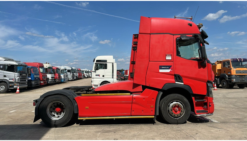 Renault T 460 (GOOD CONDITION / AIRCO / CLEAN CHASSIS / 2 TANKS) - شاحنة جرار: صور 3 Renault T 460 (GOOD CONDITION / AIRCO / CLEAN CHASSIS / 2 TANKS) - شاحنة جرار: صور 3