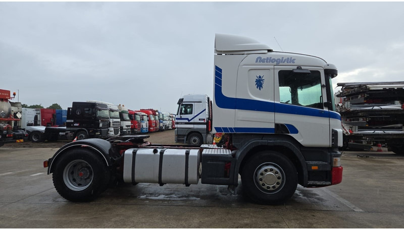 Scania P124 - 360 (POMPE MANUELLE / BOITE MANUELLE / MANUAL PUMP / MANUAL GEARBOX) - شاحنة جرار: صور 4 Scania P124 - 360 (POMPE MANUELLE / BOITE MANUELLE / MANUAL PUMP / MANUAL GEARBOX) - شاحنة جرار: صور 4