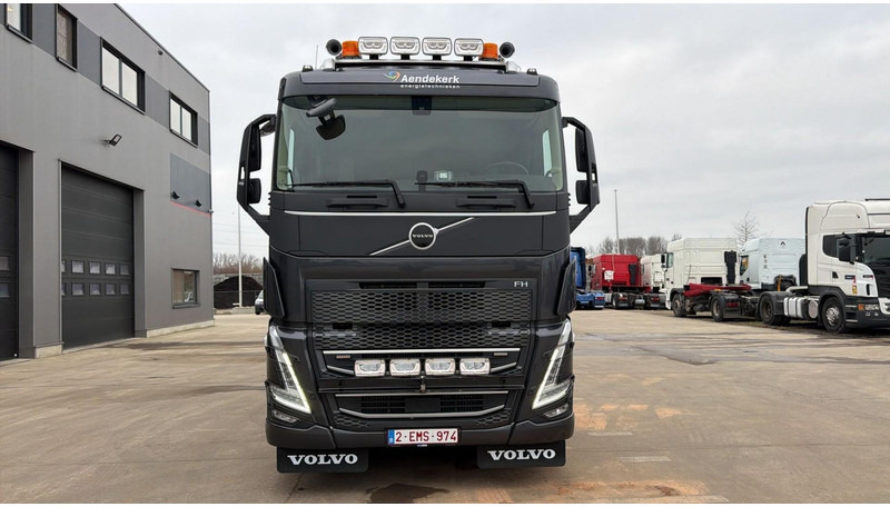 Volvo FH 500 (NEW TRUCK / 3300 KM / YEAR 2025 / 6X4 / PALFINGER SYSTEM) - شاحنة ذات الخطاف: صور 2 Volvo FH 500 (NEW TRUCK / 3300 KM / YEAR 2025 / 6X4 / PALFINGER SYSTEM) - شاحنة ذات الخطاف: صور 2