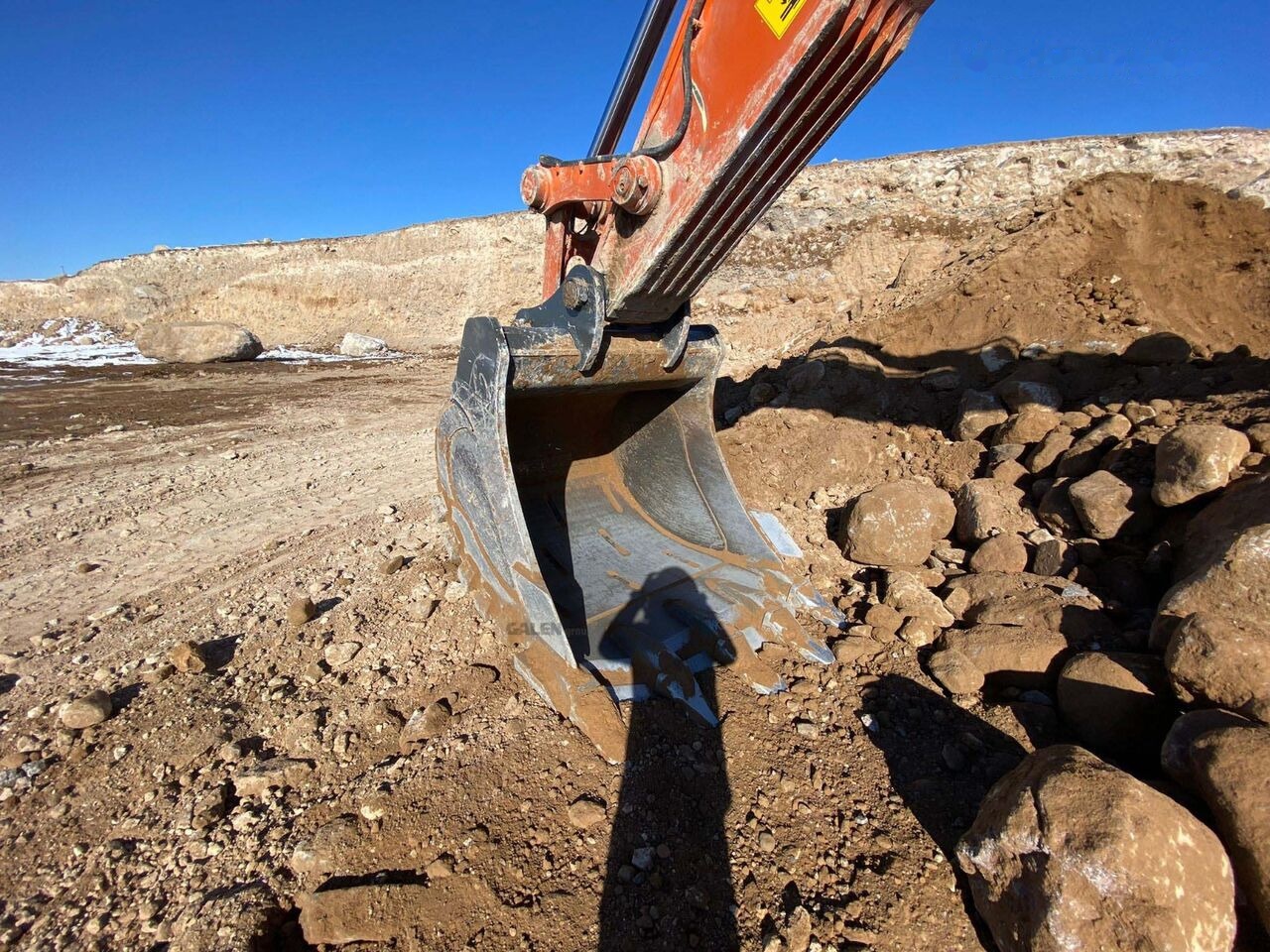 Hitachi ZX490 Heavy Duty Bucket - بكت حفار: صور 1 Hitachi ZX490 Heavy Duty Bucket - بكت حفار: صور 1