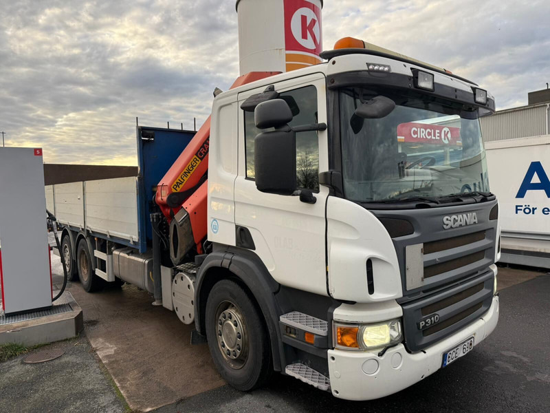 Scania P310 - شاحنات مسطحة, شاحنة كرين: صور 2 Scania P310 - شاحنات مسطحة, شاحنة كرين: صور 2
