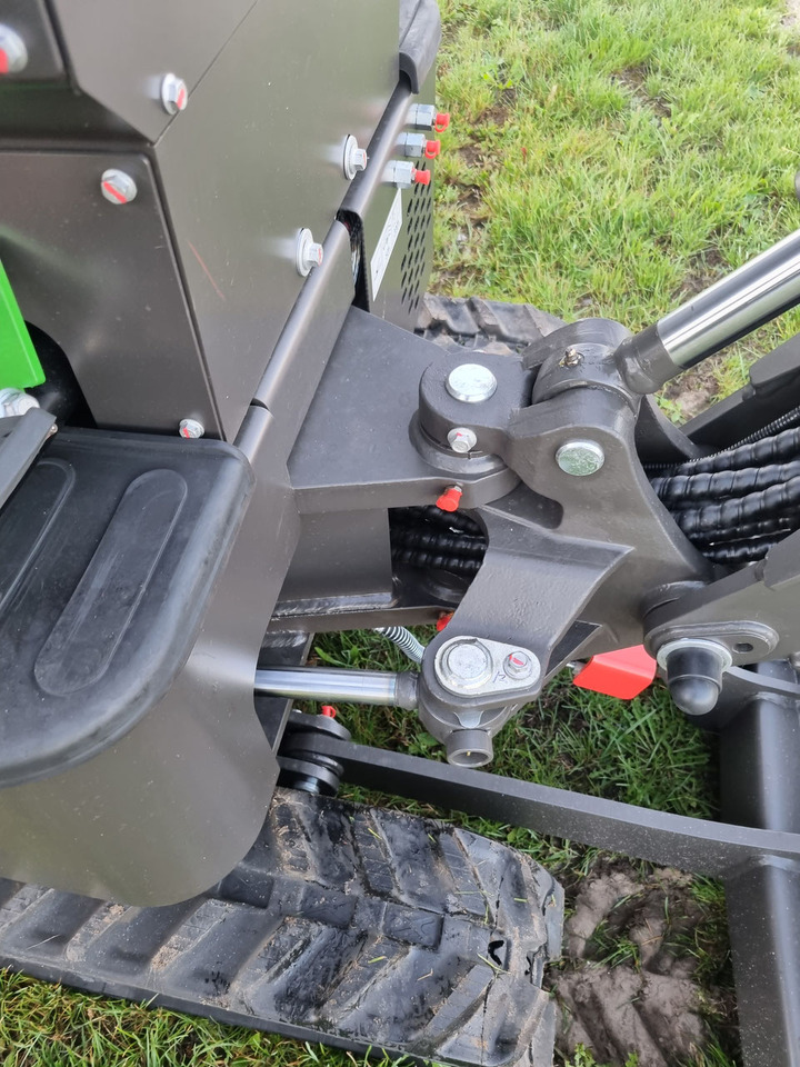 حفارة مصغرة WCM CTX 8010 Diesel: صور 13